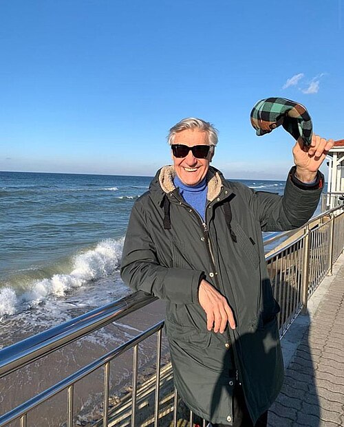 Анатолий Васильев