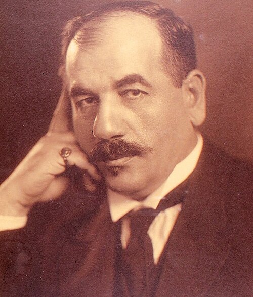 Армен Гаро