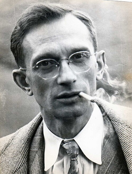 Владимир Петров